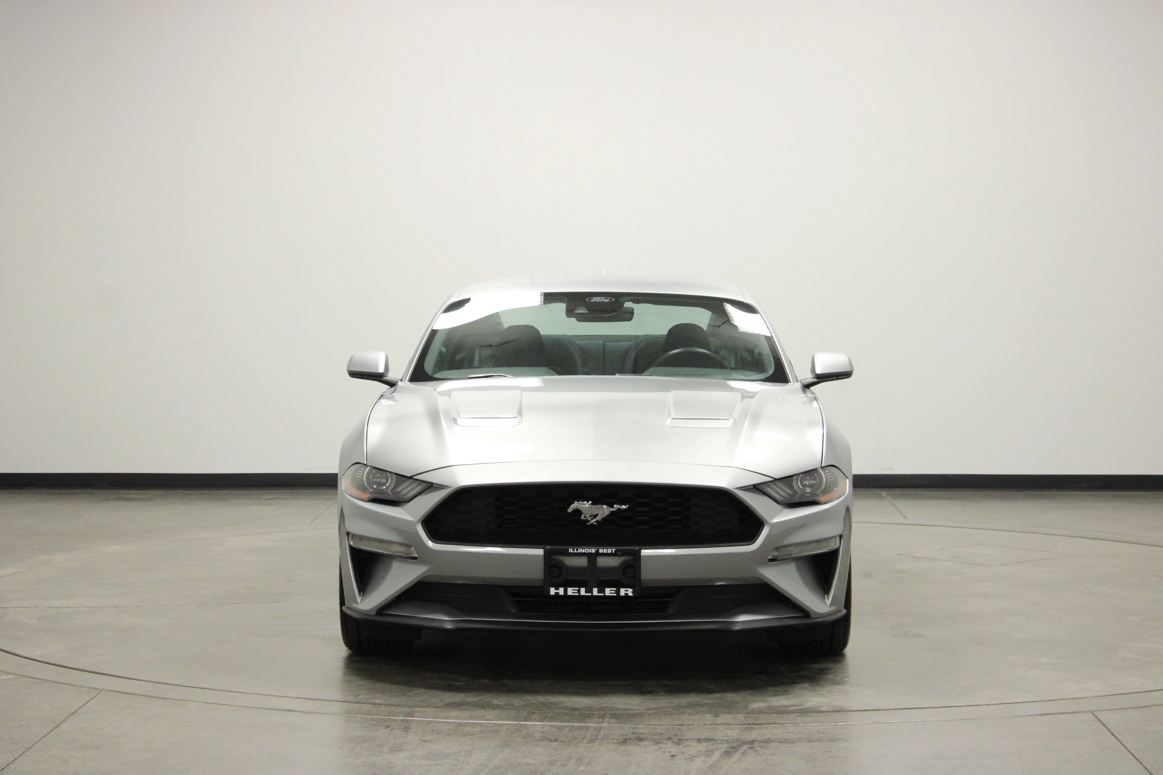 2022 Ford Mustang EcoBoost - Photo 3