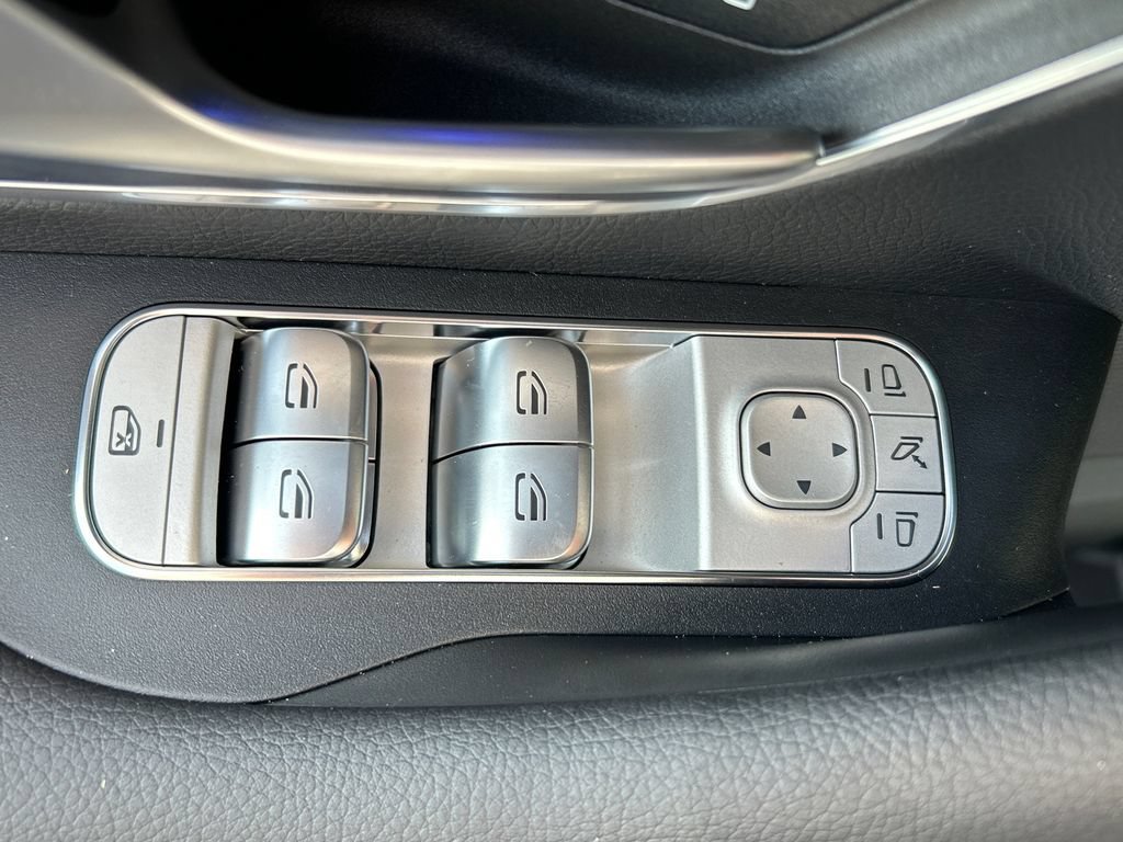 New 2026 Polar White Mercedes-Benz GLS 450 image 51