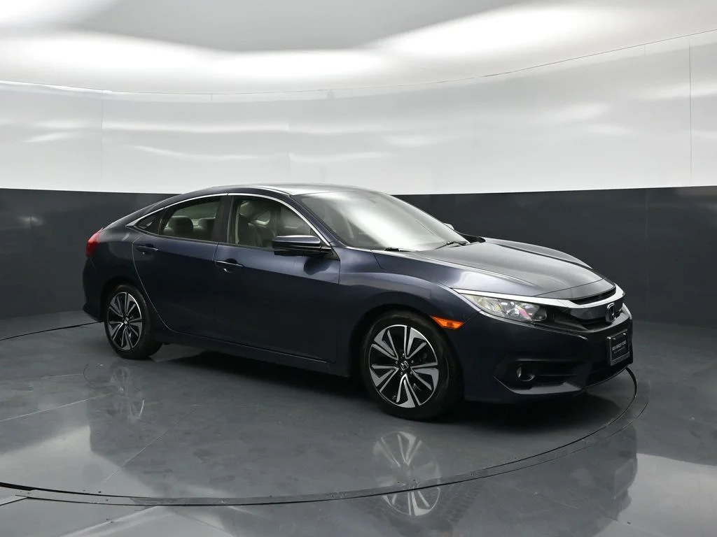 Used 2018 Blue Honda EX-T image 18
