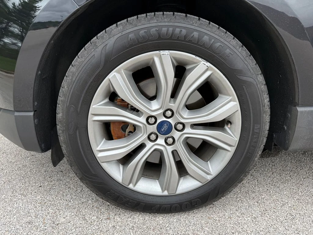 Used 2019 Black Ford Titanium image 11