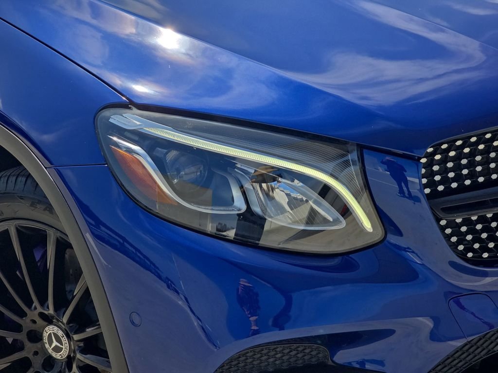 Used 2019 Red Mercedes-Benz GLC 300 Coupe image 34