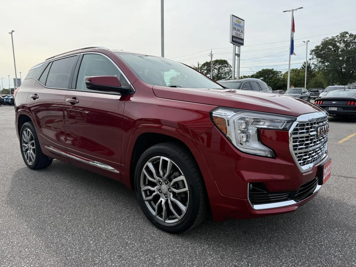 Certified Used 2023 Red GMC Denali Awd image 7