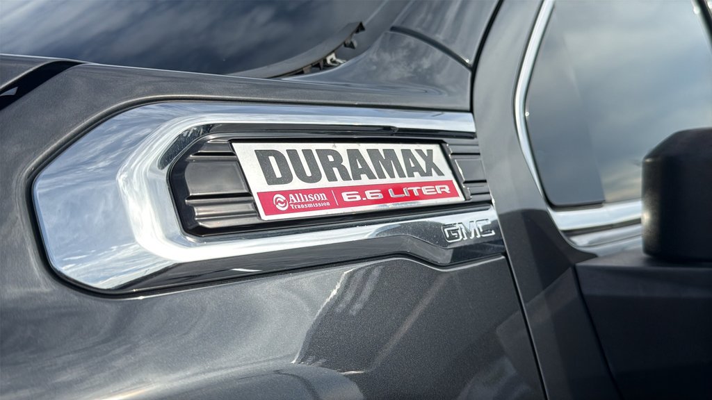 Used 2021 CARBON BLACK METALLIC GMC Denali image 35