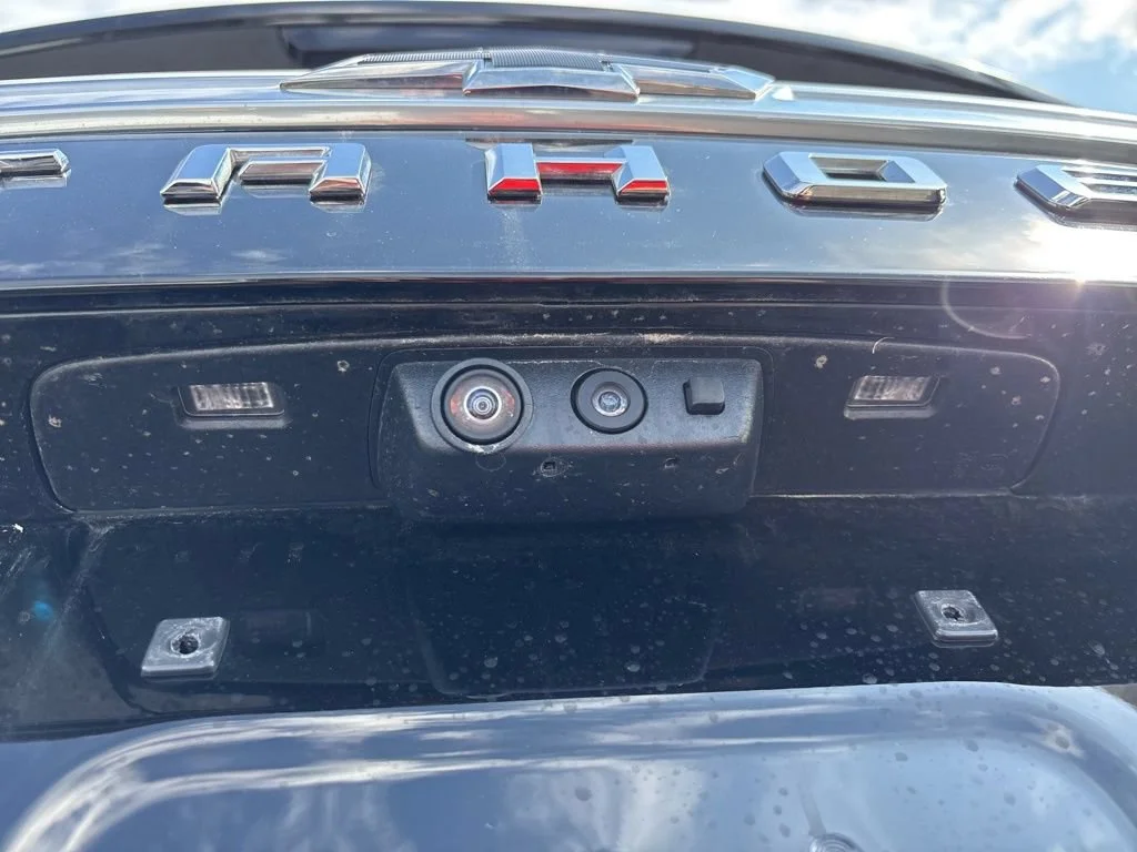 Used 2024 Black Chevrolet High Country image 17