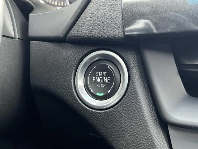 Used 2021 Black Cadillac Sport image 30