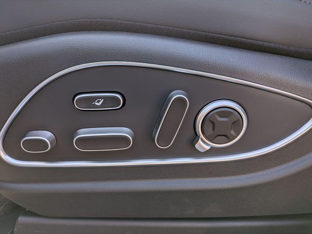 New 2026 White Hyundai Calligraphy image 16