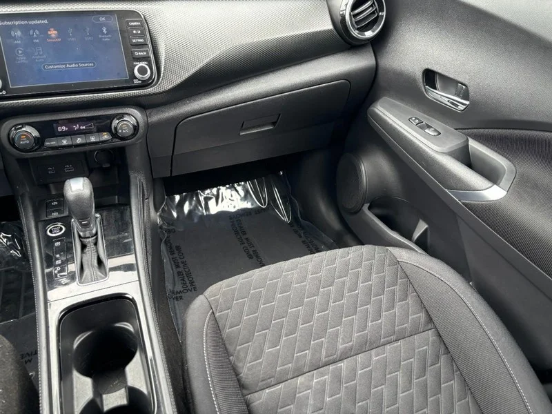 Used 2022 Boulder Gray Pearl Nissan SV image 16
