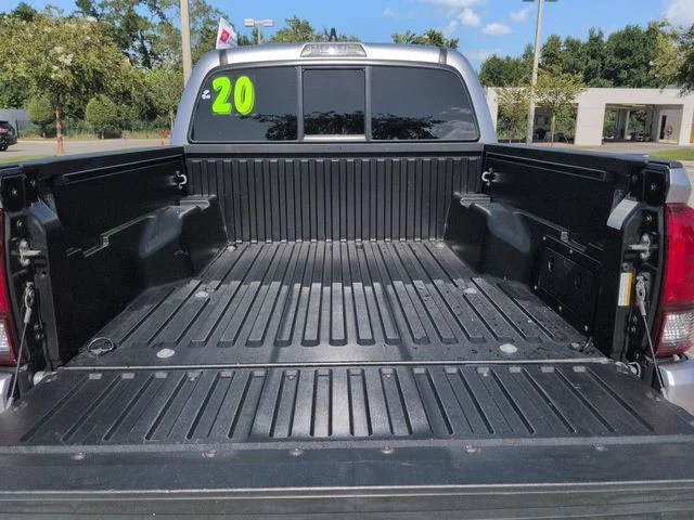 Certified Used 2020 Silver Toyota SR image 13
