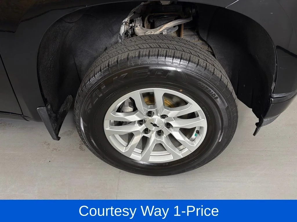 Used 2021 Black Chevrolet RST image 13
