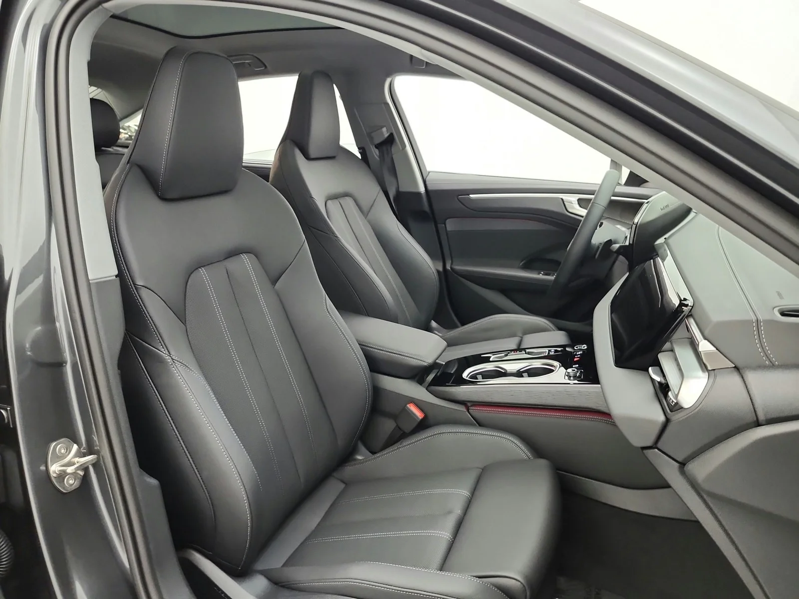New 2026 Daytona Gray Pearl Effect Audi Premium Plus quattro image 16