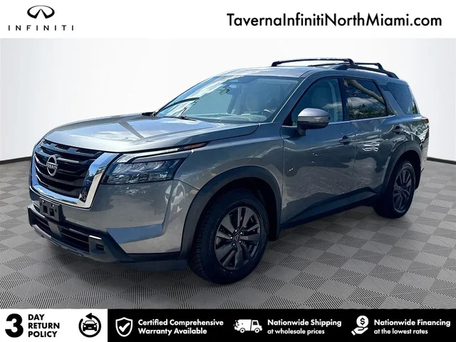 2024 Nissan Pathfinder SV