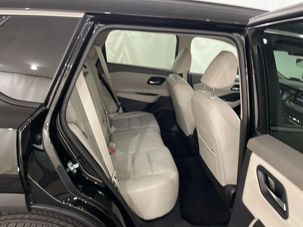 2026 Nissan Rogue Dark Armor - Photo 26