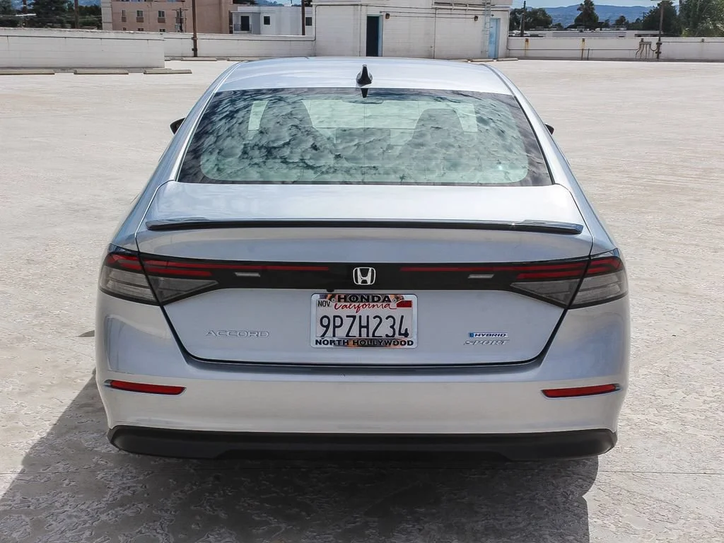 Certified Used 2025 Solar Silver Metallic Honda Sport image 25