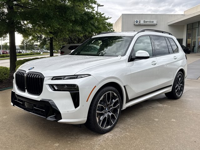 2027 BMW X7