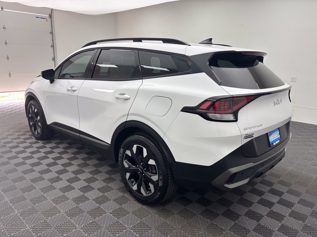 Used 2023 White Kia X-Line image 11