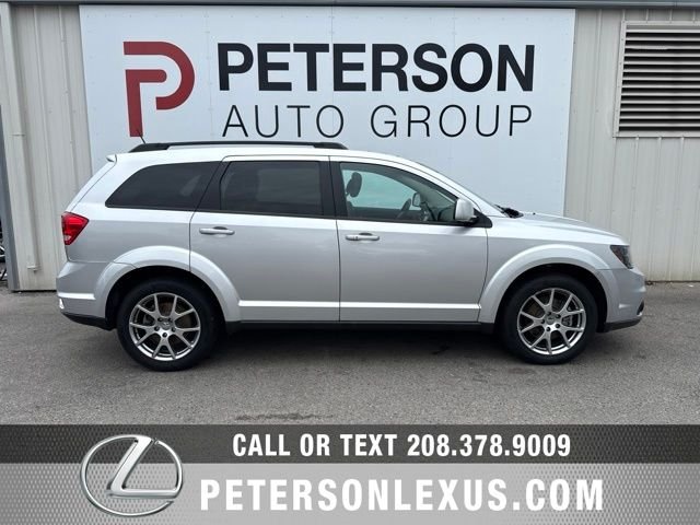 Used 2014 Silver Dodge R/T image 3