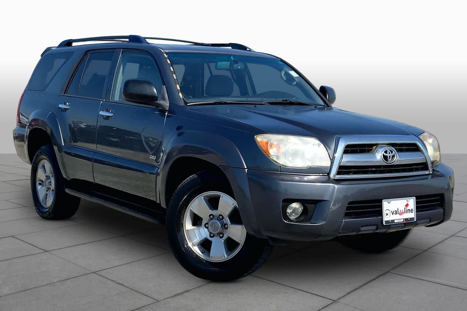 Used 2008 Galactic Gray Mica Toyota SR5 image 2