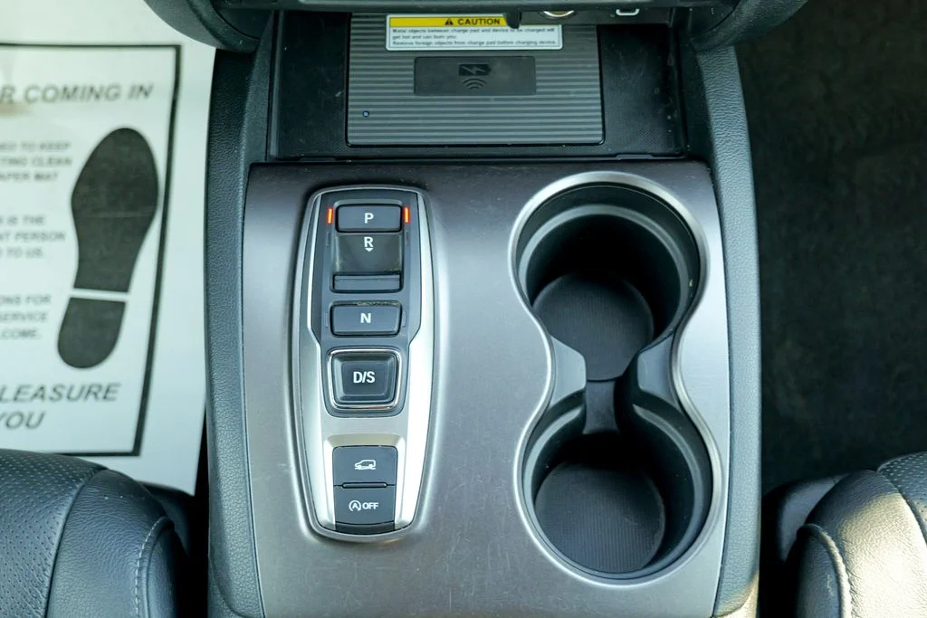 Used 2023 Black Honda EX-L image 51