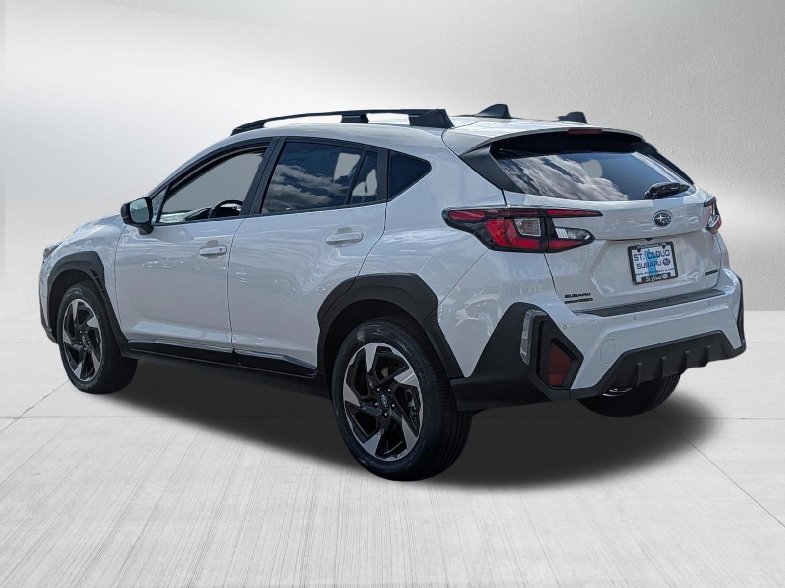 New 2026 CRYSTAL WHITE PEARL Subaru Limited image 3