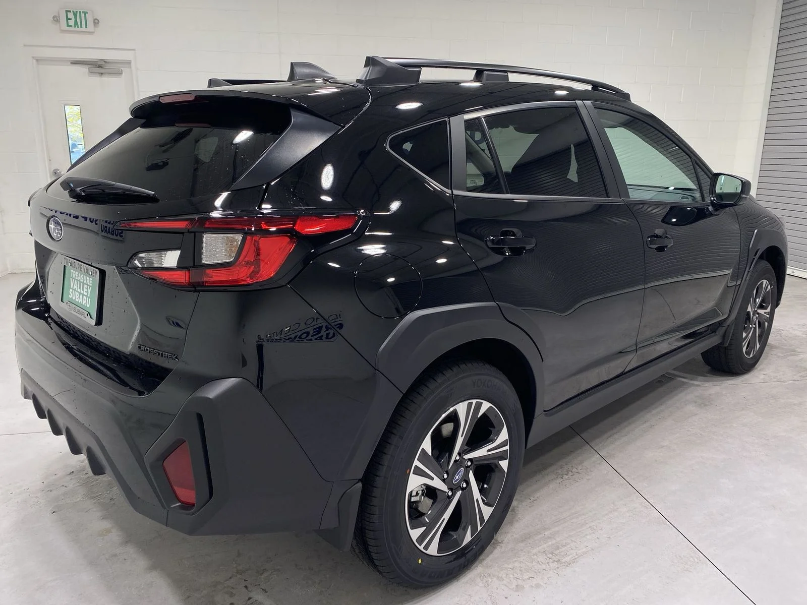 New 2026 CRYSTAL BLACK SILICA Subaru Premium image 8