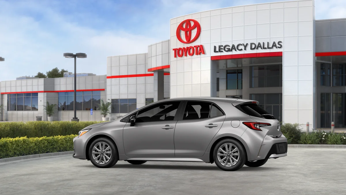 New 2027 Classic Silver Metallic Toyota SE image 33