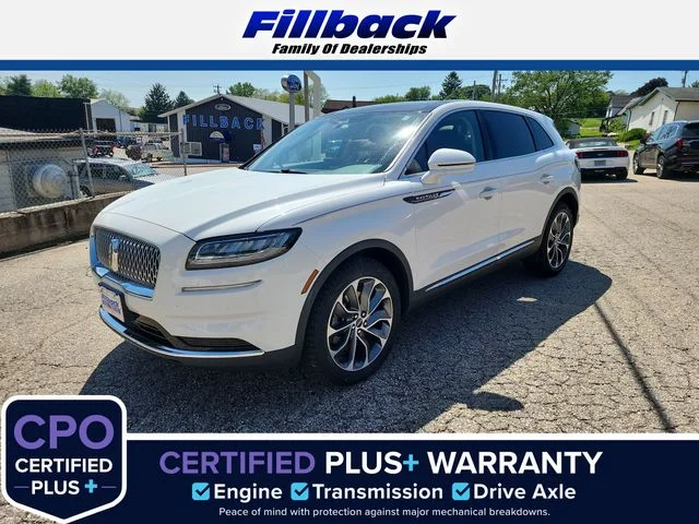Used 2021 White Lincoln Reserve image 1