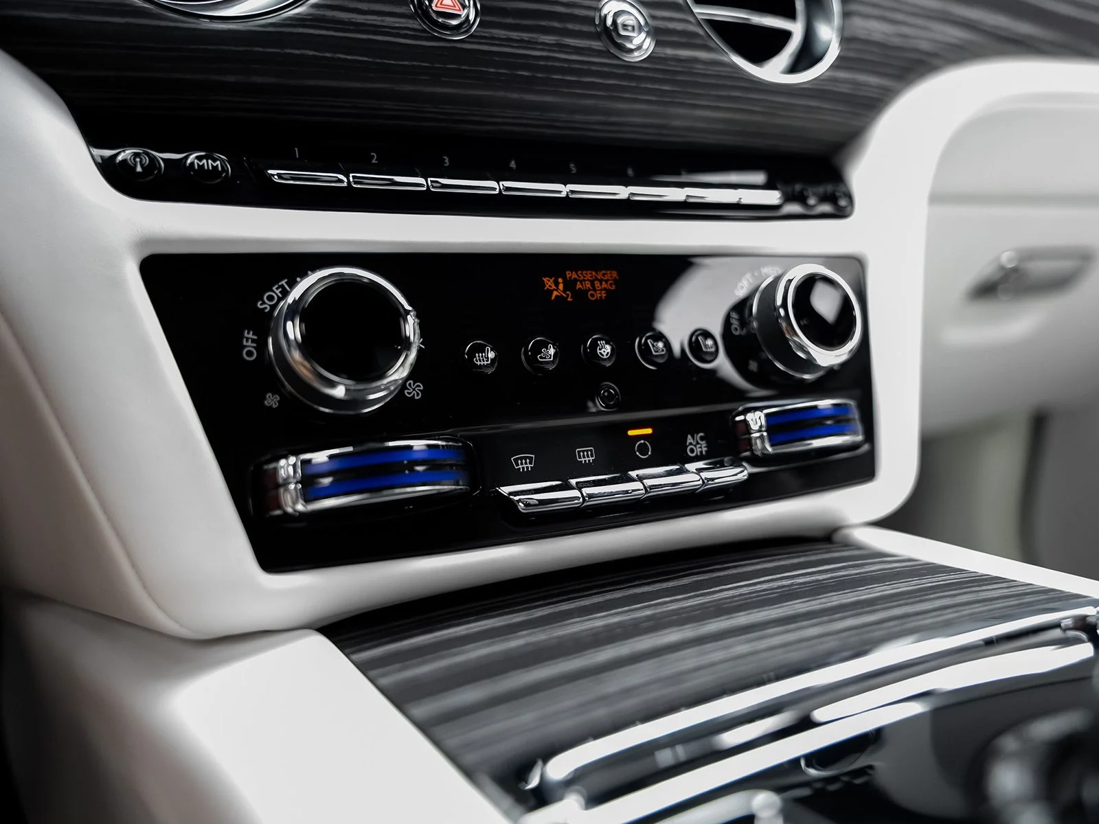 Used 2022 White Rolls-Royce Base image 51