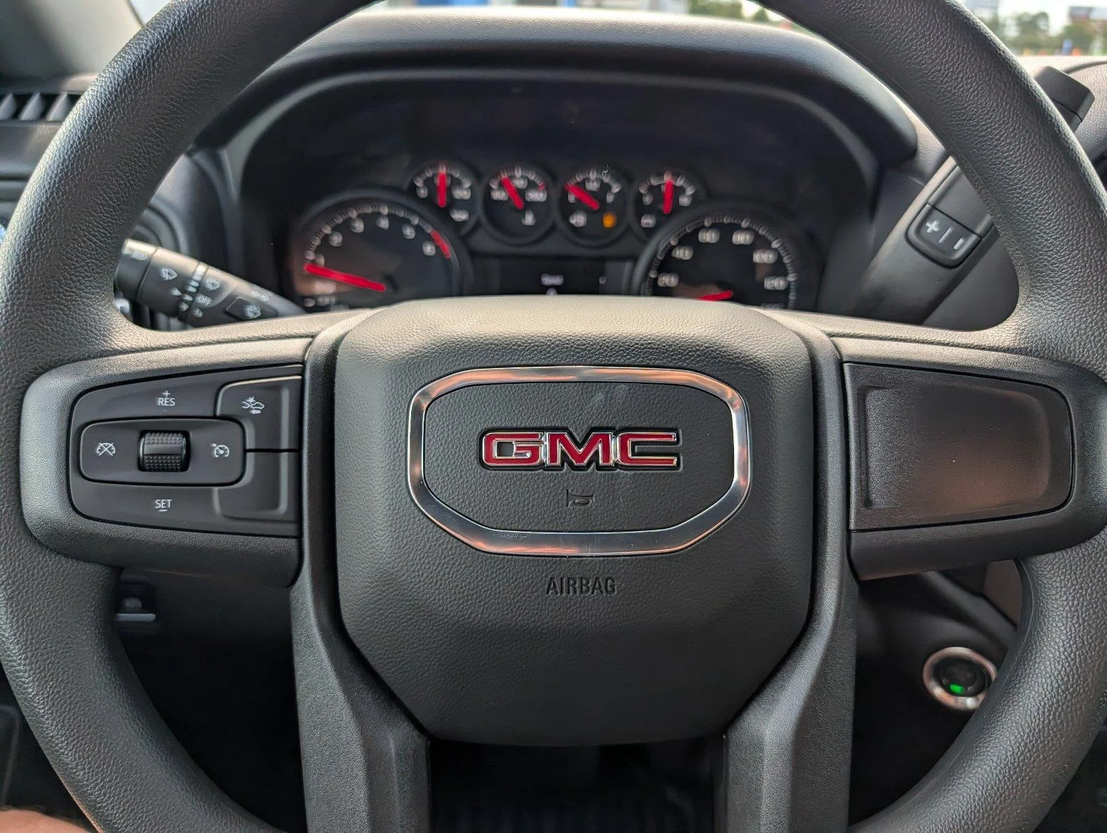 New 2026 Summit White GMC Pro image 23