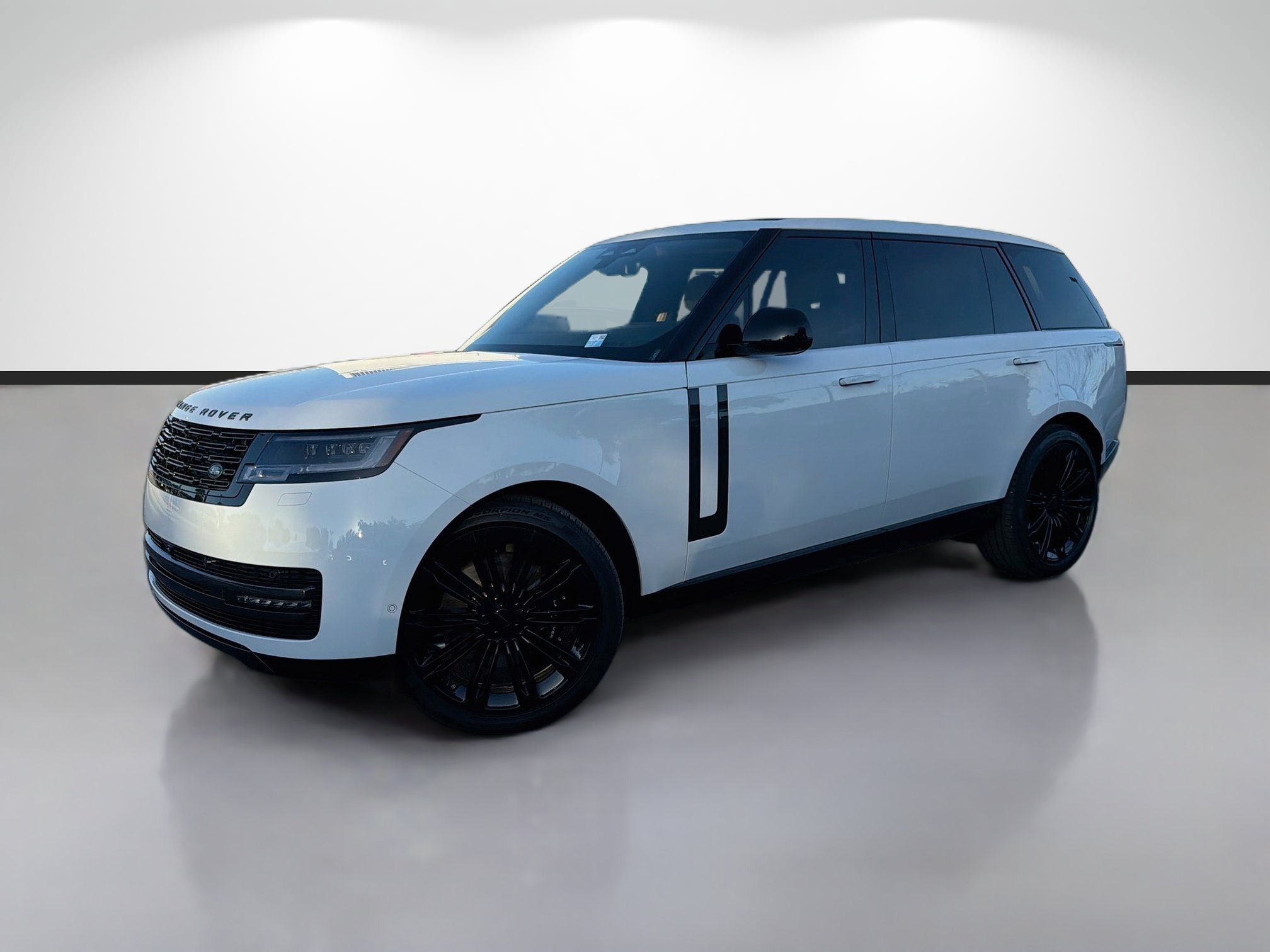 New 2026 Fuji White Land Rover SE image 1