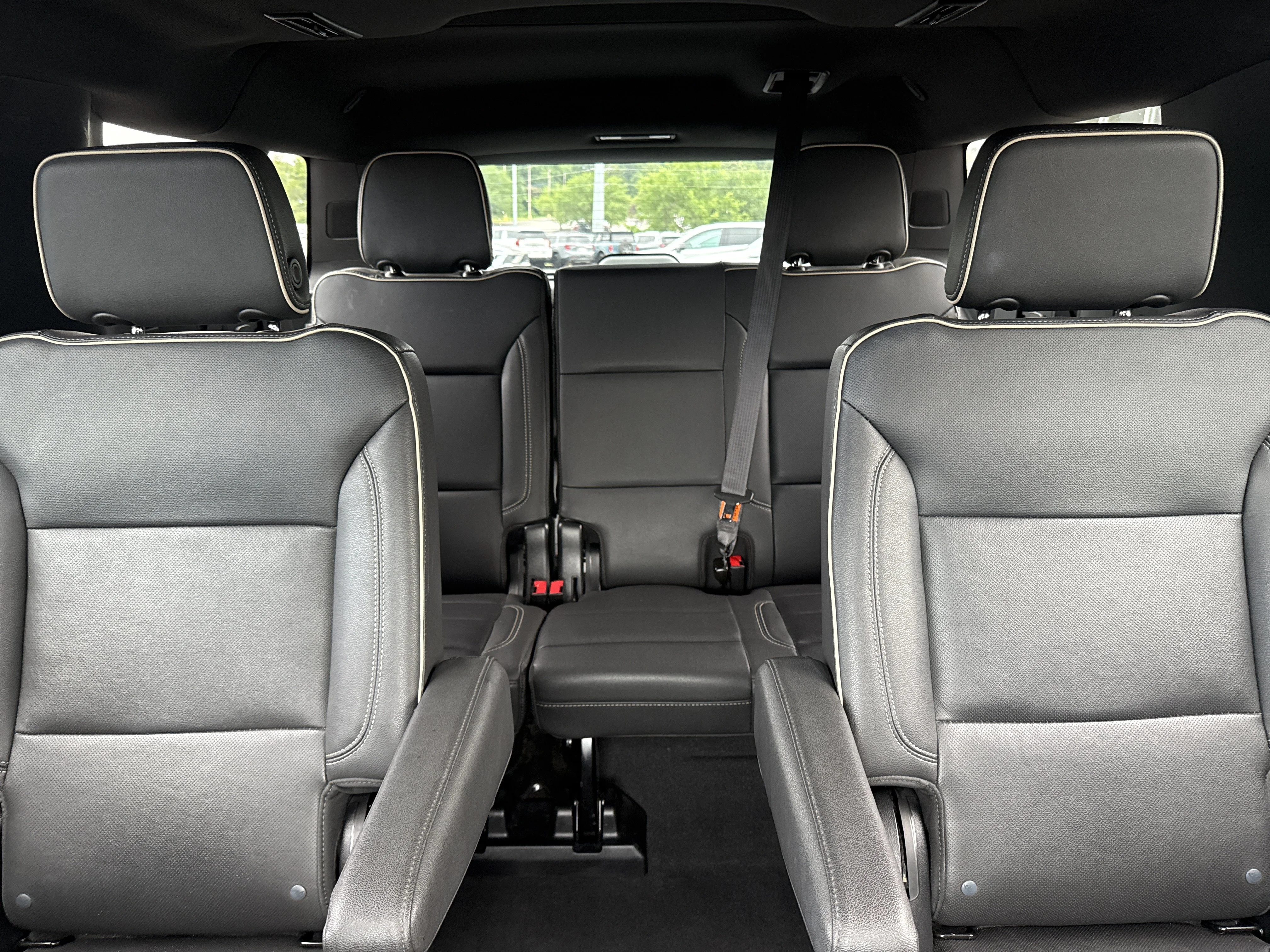 Used 2023 Onyx Black GMC SLT 4WD image 21