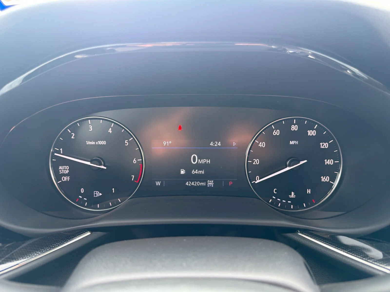 Used 2023  Buick Preferred image 5