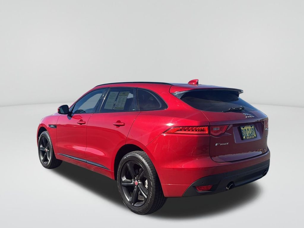2018 Jaguar F-PACE R-Sport photo 3