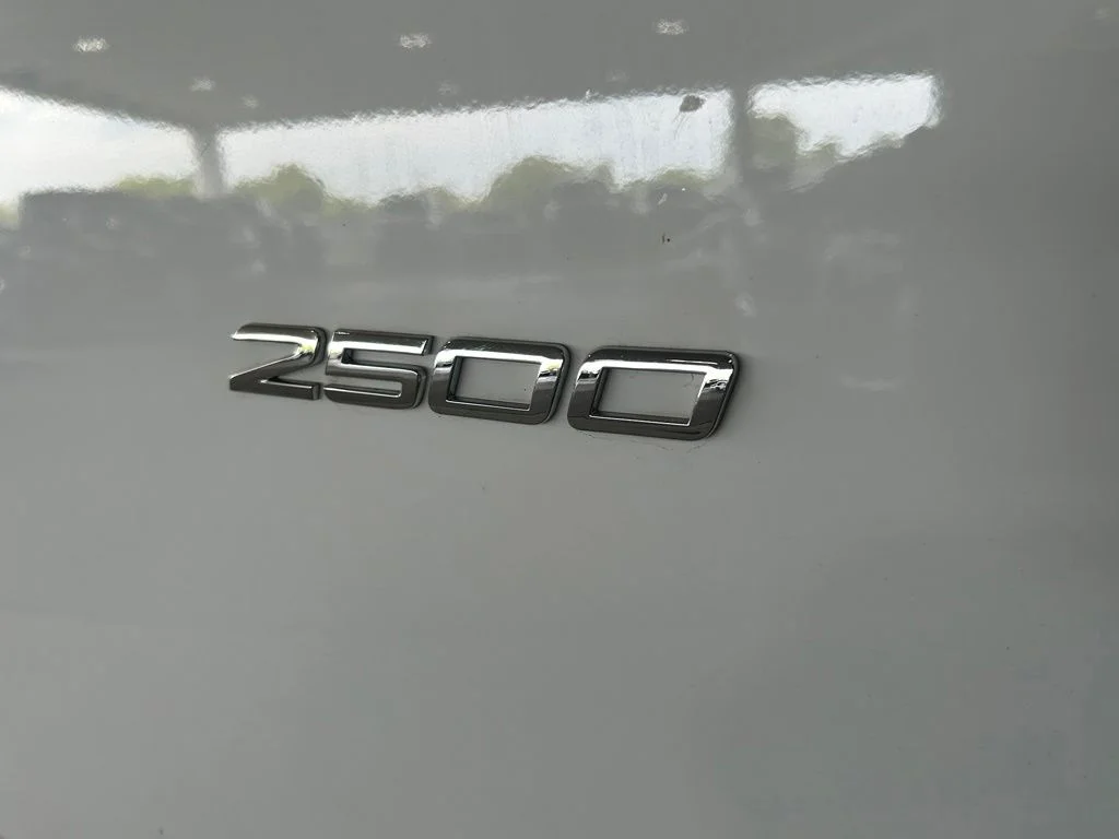 Used 2025 White Mercedes-Benz Cargo 144 WB image 31