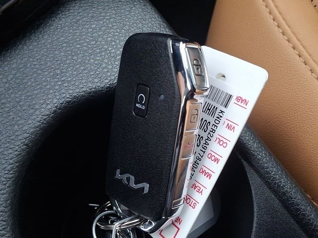 Used 2026 White Kia EX image 19