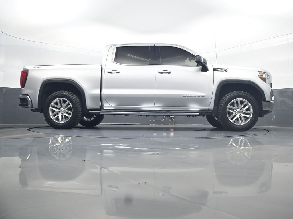 Used 2019 Silver GMC SLT image 25