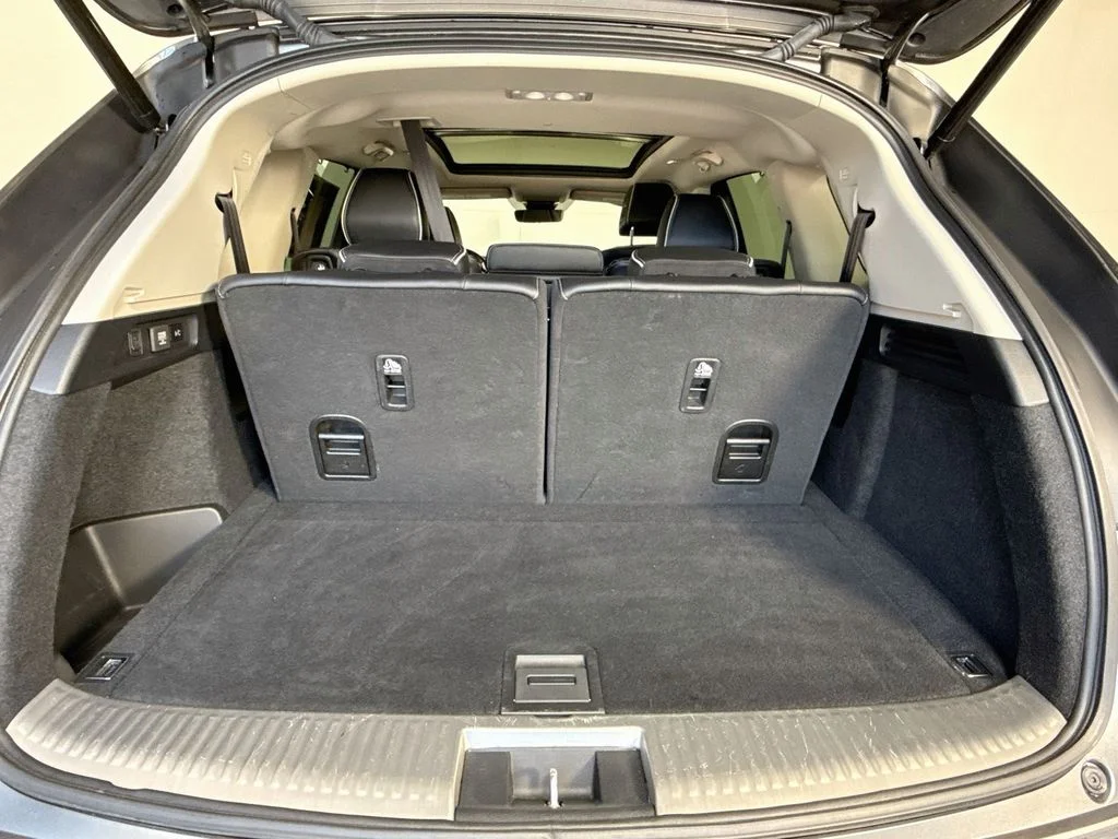 Used 2022 Liquid Carbon Metallic Acura w/Advance Package image 29