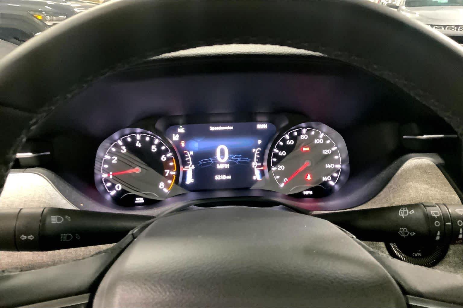 Used 2024 Diamond Black Crystal Pearlcoat Jeep Latitude Lux image 25