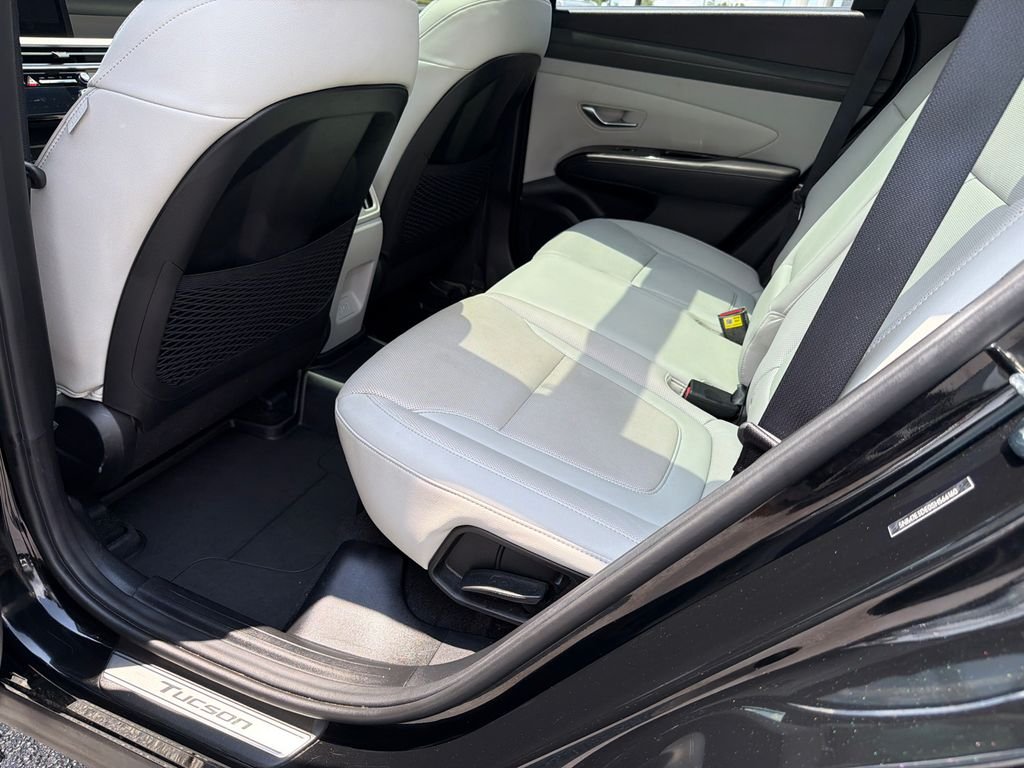 2025 Hyundai Tucson Limited - Photo 21