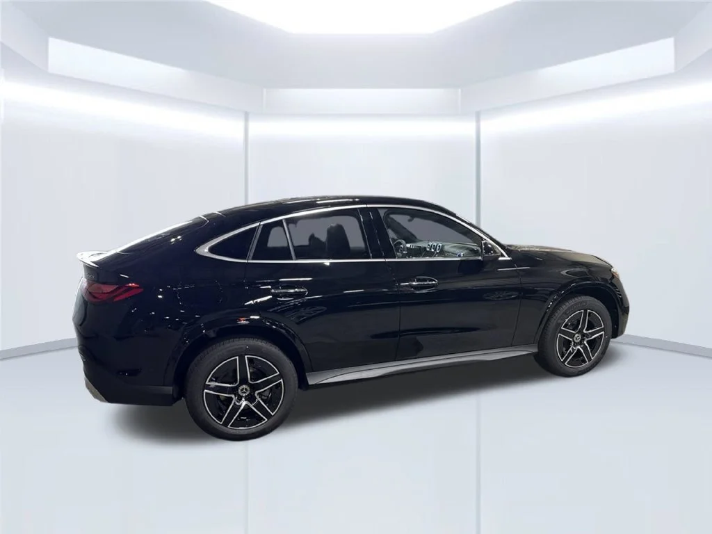 New 2027 Black Mercedes-Benz GLC 300 image 6
