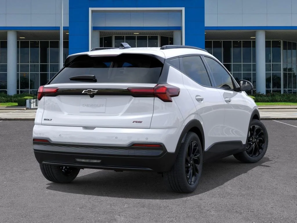 New 2027 Summit White Chevrolet RS image 4