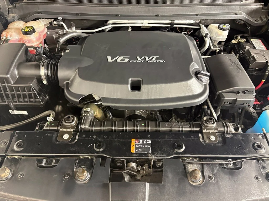 Used 2022 BLACK Chevrolet 2WD LT image 45
