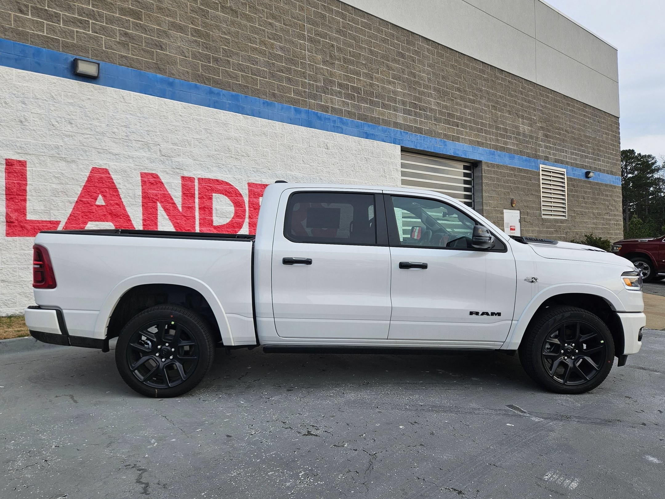 New 2026 Ivory White Tri-Coat Pearl-Coat Exterior Paint RAM Limited image 8