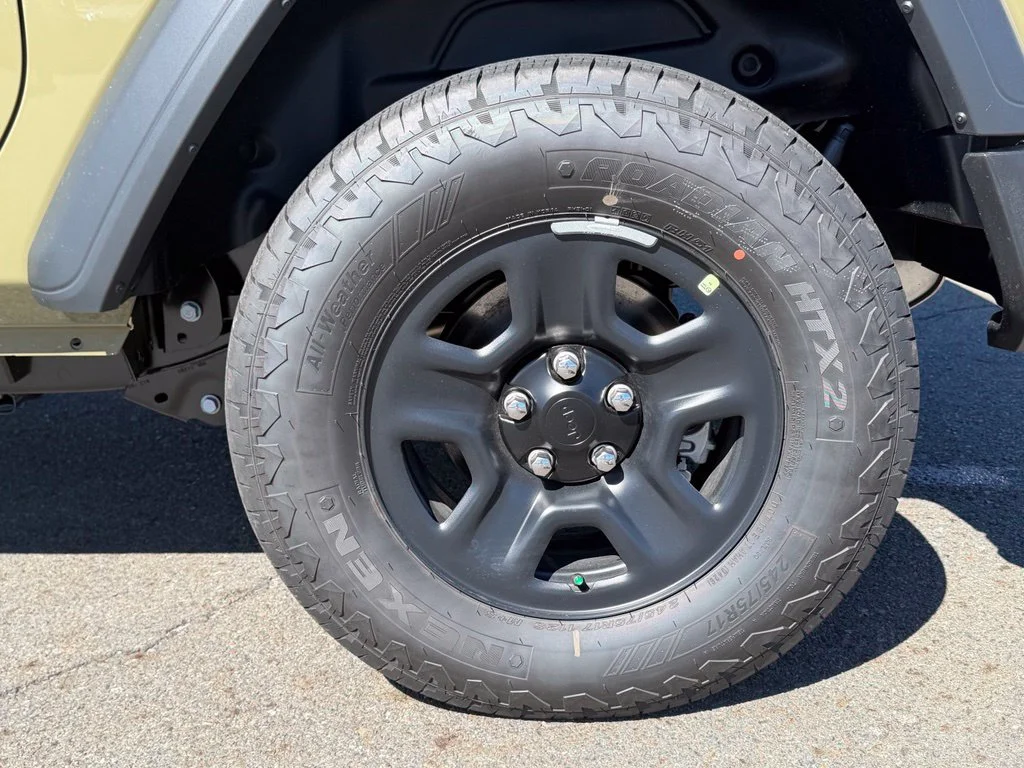 New 2027 Green Jeep Sport image 12