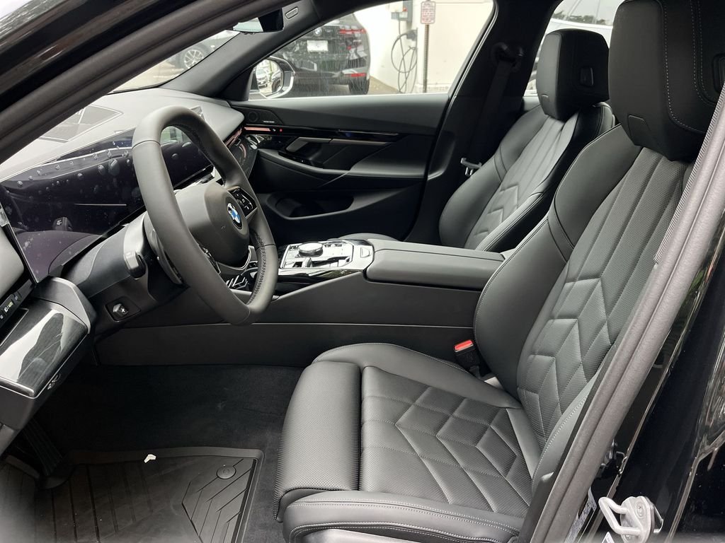 2026 BMW 5 Series 530i - Photo 11