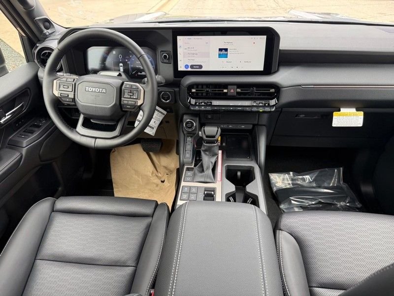 New 2027 Meteor Shower Toyota Land Cruiser image 6