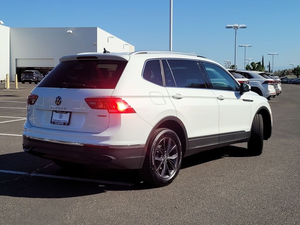 Used 2024 White Volkswagen 2.0T SE image 6