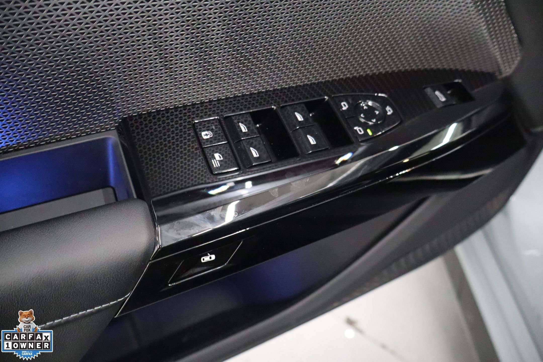 Used 2026 Black BMW 740i xDrive image 14