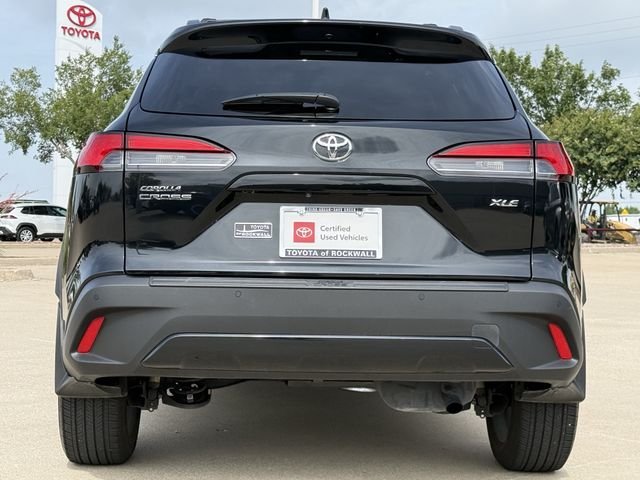 Used 2025 Black Toyota XLE image 4