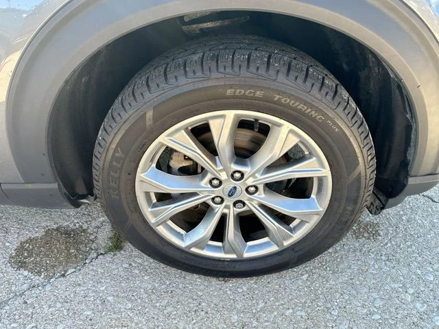 Certified Used 2023 Gray Ford Limited image 55