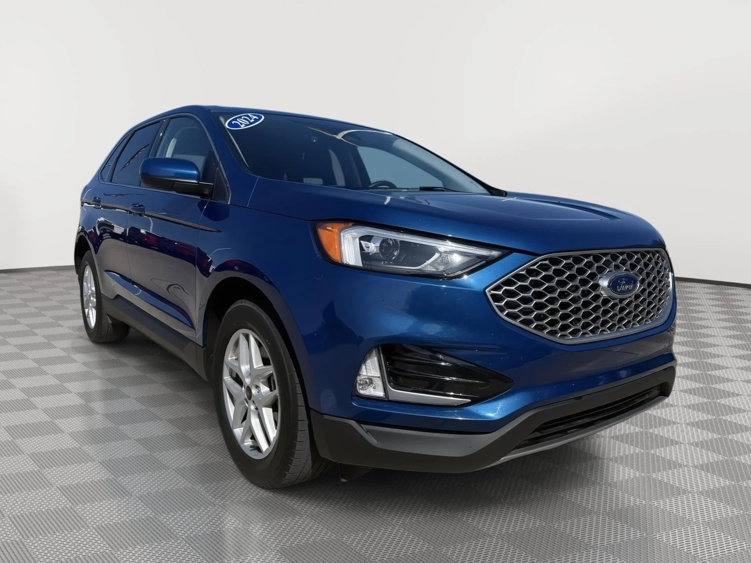 2024 Ford Edge SEL AWD's photo
